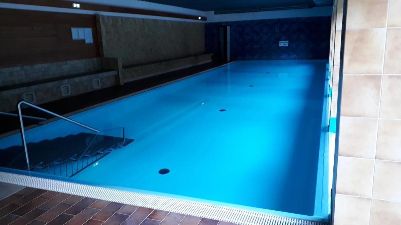 Haus Enzian - Apartment Gerlitzen Kanzelhohe Екстериор снимка
